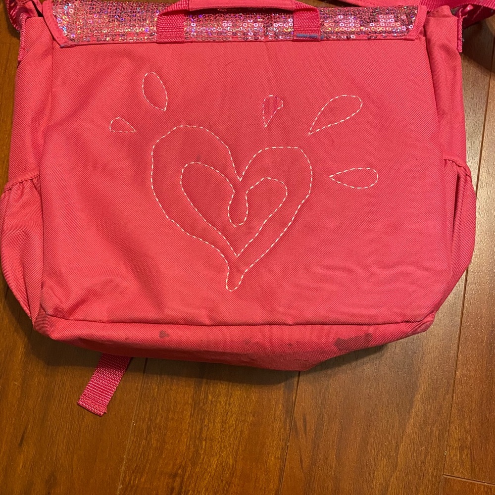 Pink sandals and Justice messenger bag - Picture 7 of 8